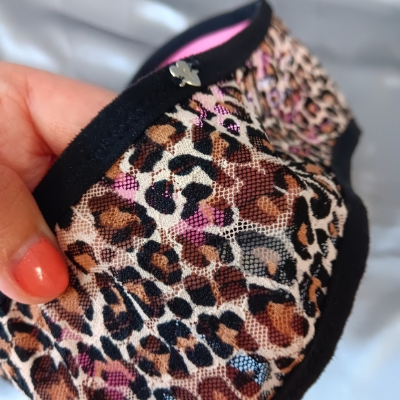 PINK VICTORIA'S Secret Bandeau Bra Leopard Lace Medium Push Up Strapless Y2K - Picture 4 of 6